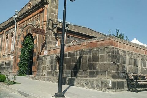 Ավետիք Իսահակյանի տուն-թանգարան Գյումրիում Ավետիք Իսահակյանի տուն-թանգարան Գյումրիում